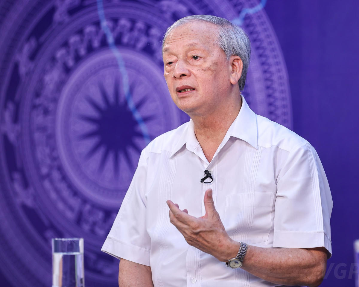 Giá hàng hóa tăng nhanh, giảm chậm: Khâu trung gian hưởng lợi