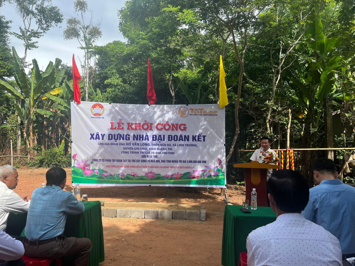 Nhiều gia đình thuộc diện hộ nghèo tại tỉnh Quảng Trị được hỗ trợ xây dựng nhà Đại đoàn kết.