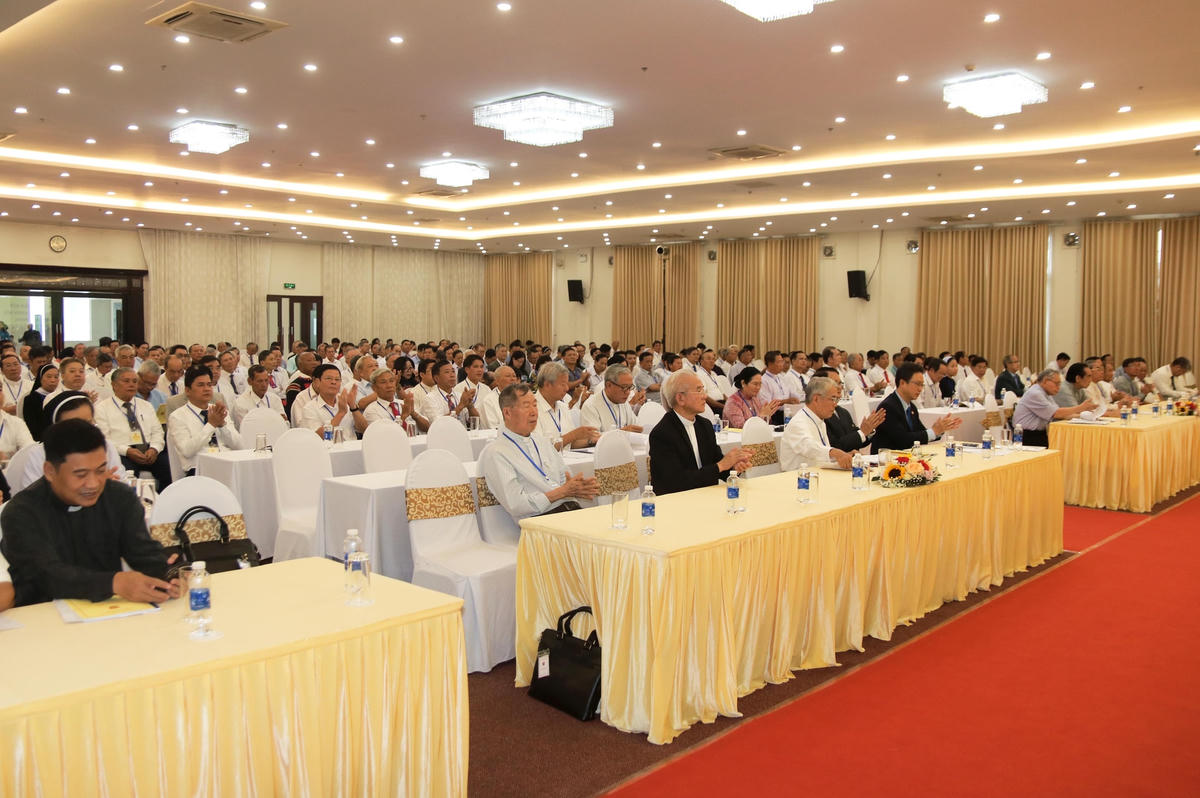 Đại biểu tham dự Đại hội.