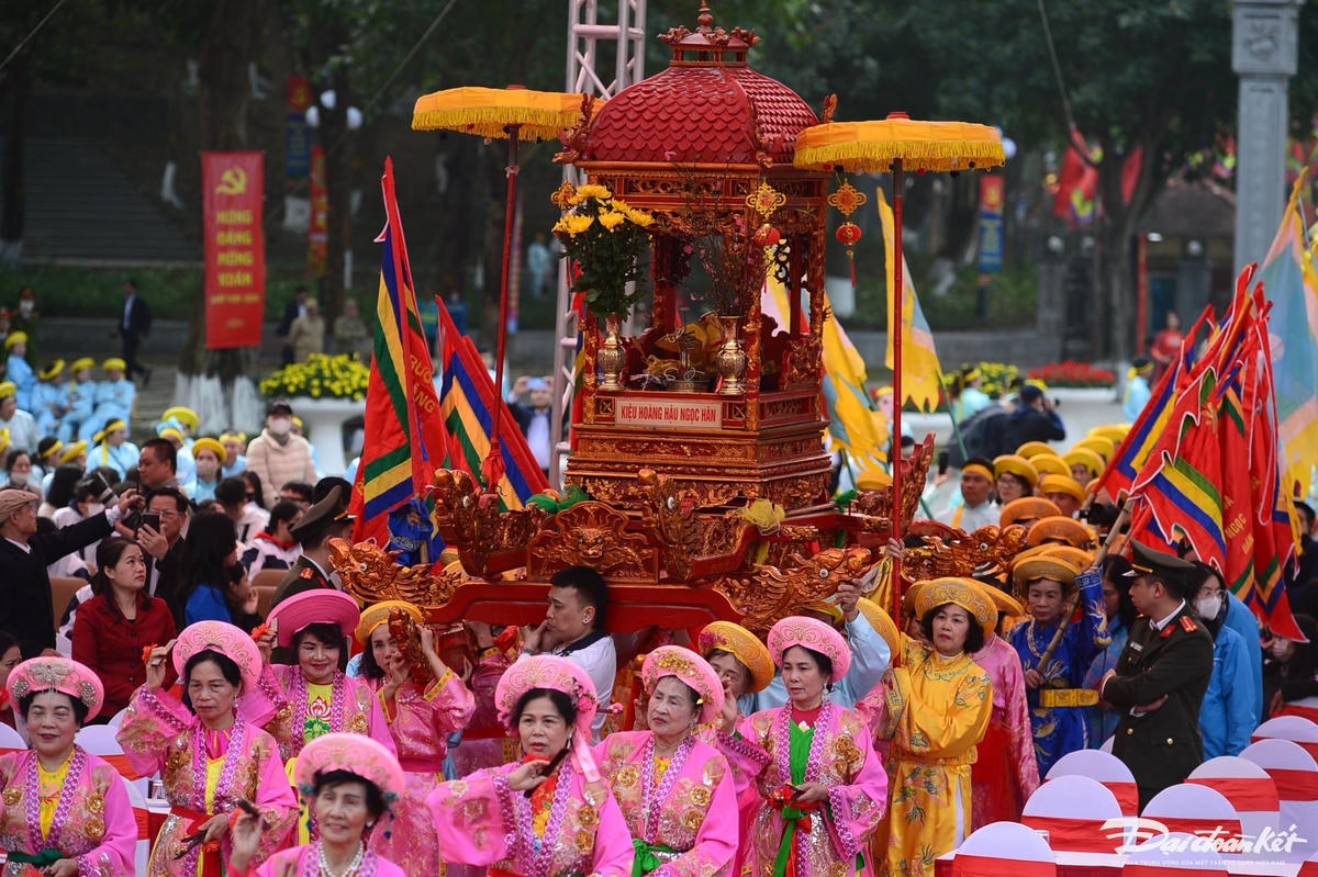 W_go_dong_da-le-khanh24.jpg