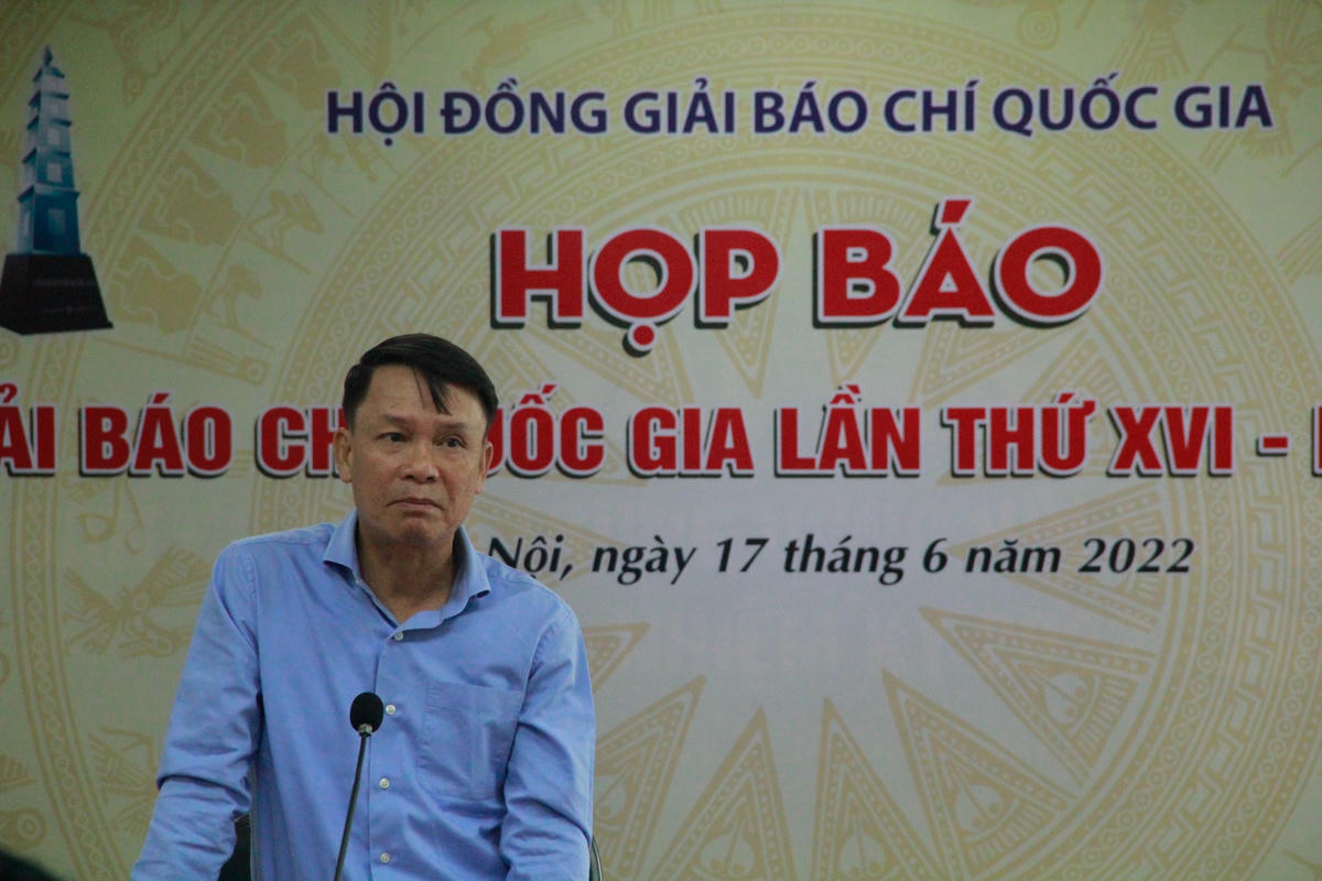 Ông Nguyễn Đức Lợi thông tin về Giải Báo chí Quốc gia.