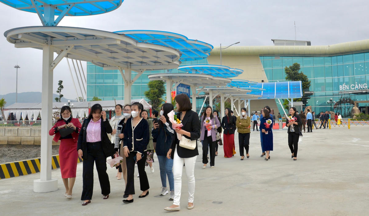 Quảng Ninh: Đưa vào hoạt động Bến cảng cao cấp Ao Tiên 