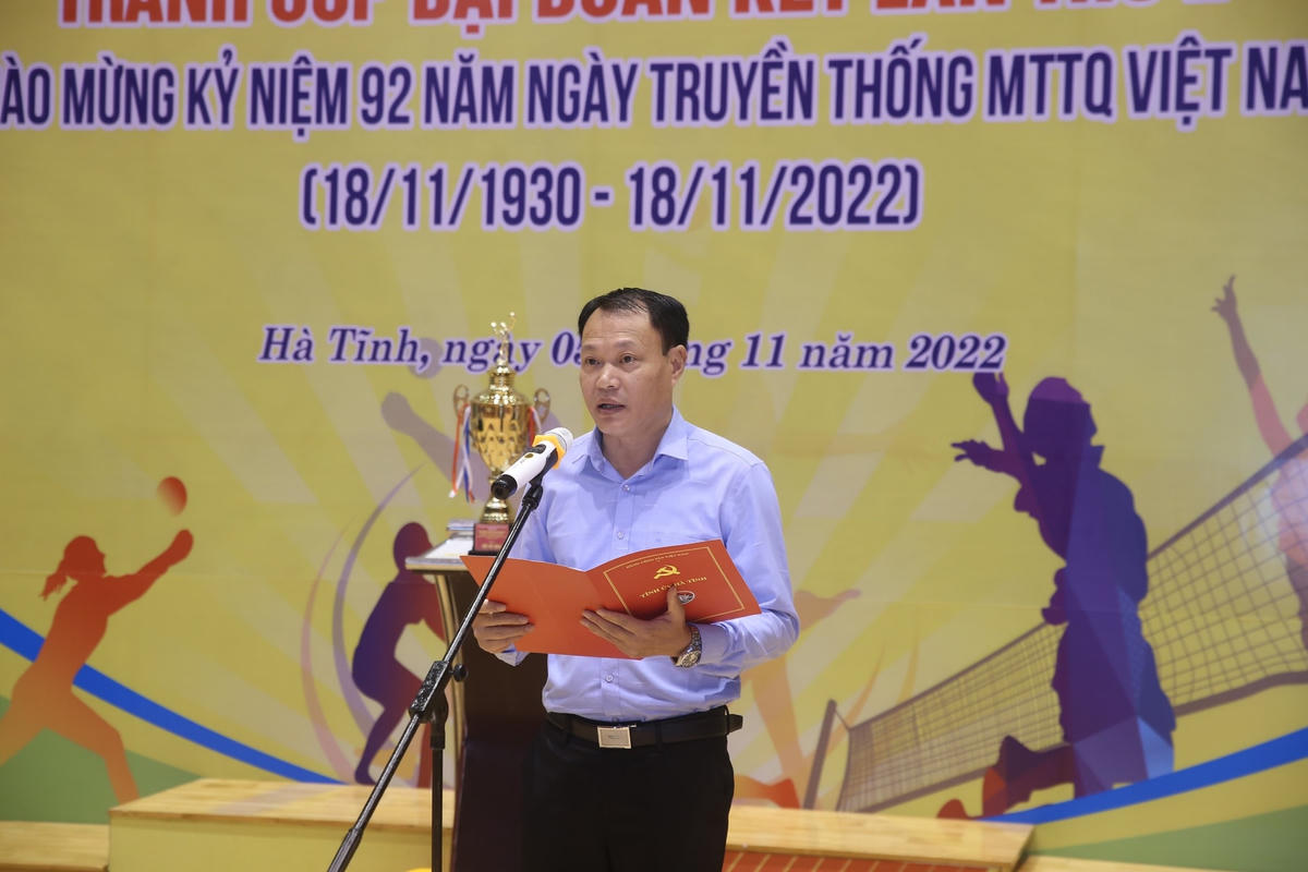 Ông Thái Ngọc Hải, Phó Chủ tịch Thường trực Ủy ban MTTQ Việt Nam tỉnh Hà Tĩnh phát biểu khai mạc giải đấu.