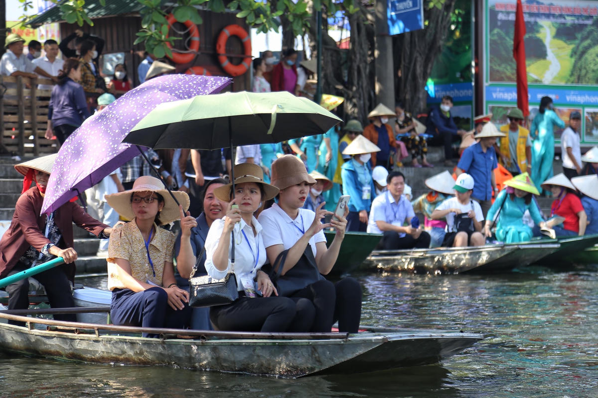 Sự kiện diễn ra từ ngày 27/5 đến 4/6/2023, tại Khu du lịch Tam Cốc - Bích Động - Khu du lịch sinh thái Tràng An và một số điểm du lịch khác. 