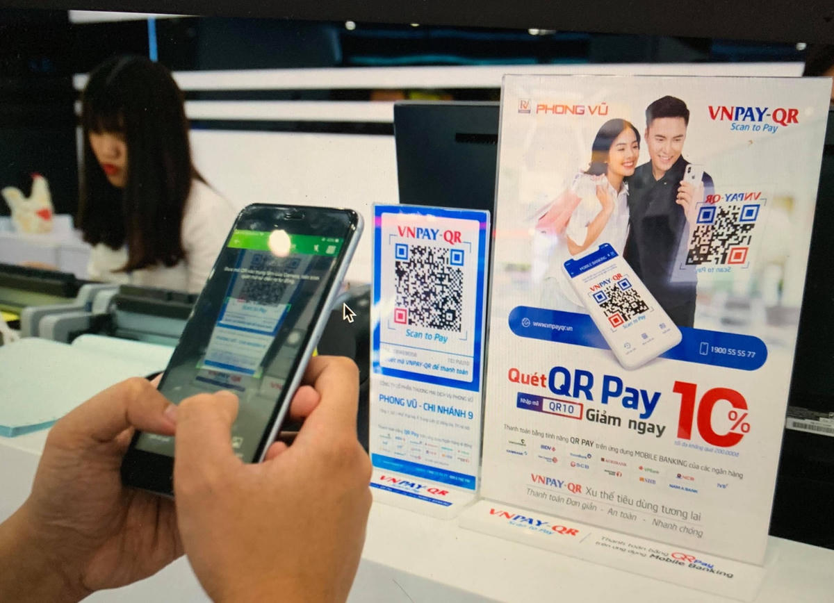 Dễ dàng bắt gặp mã QR ở nhiều cửa hàng.