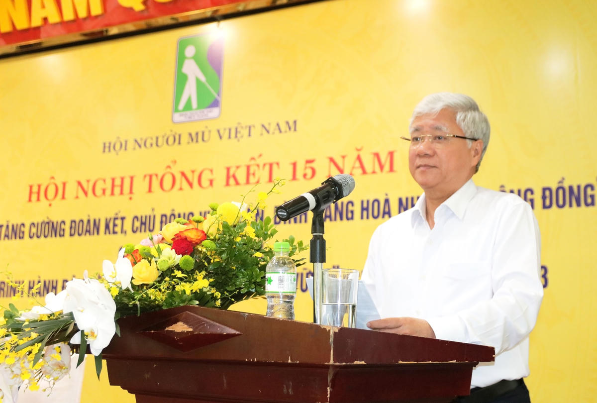 Chủ tịch UBTƯ MTTQ Việt Nam Đỗ Văn Chiến phát biểu tại Hội nghị.