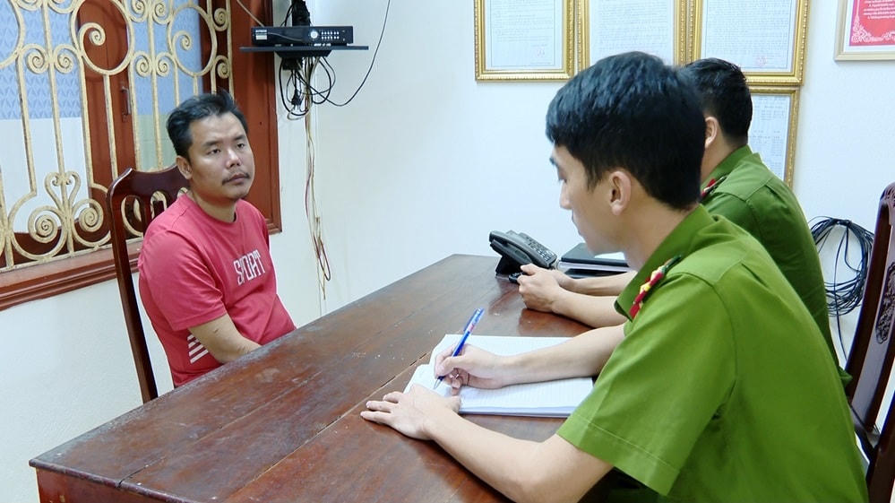 Dương Thành Huân tại cơ quan điều tra.