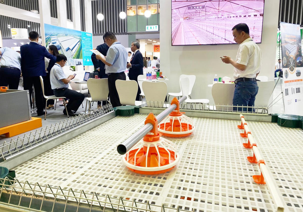 Gian hàng trưng bày sản phẩm tại triển lãm Vietstock 2023.