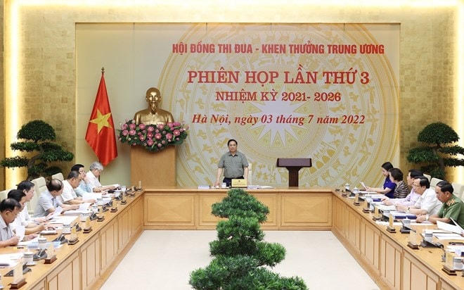 Thủ tướng Phạm Minh Chính chủ trì phiên họp lần thứ 3 của Hội đồng Thi đua-Khen thưởng Trung ương nhiệm kỳ 2021-2026. (Ảnh: Dương Giang/TTXVN)