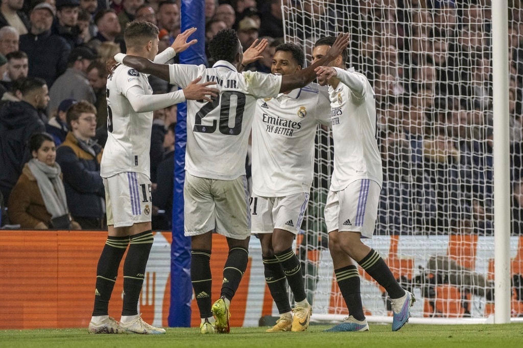 Real Madrid thắng chung cuộc Chelsea 4-0 sau hai lượt trận tứ kết Champions League (Ảnh: AP).