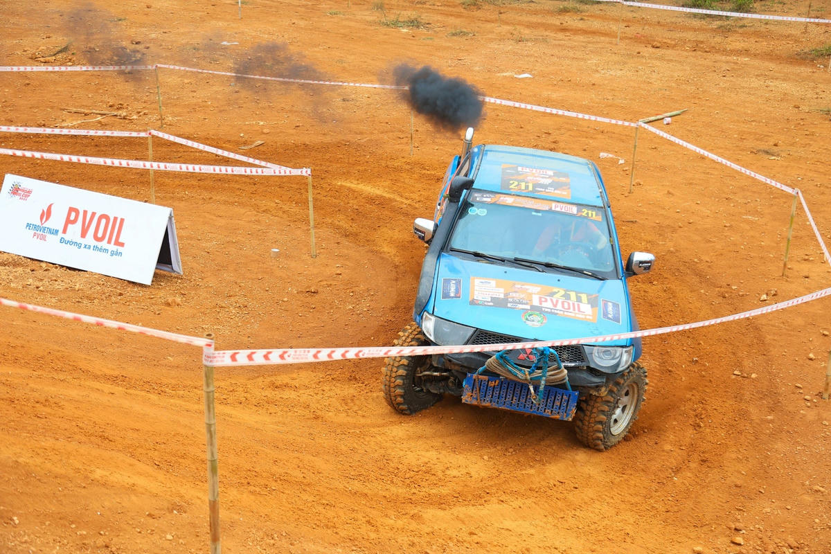 Giải đấu được chia thành 4 phân hạng: cơ bản, mở rộng, SUV nâng cao và bán tải nâng cao, nhằm khuyến khích lái xe an toàn và thúc đẩy sự phát triển đua ô tô địa hình.