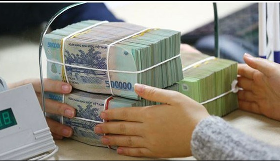 Với hạn mức tín dụng mới của nhiều ngân hàng, tổng tăng trưởng tín dụng ước đạt khoảng 13% vào cuối năm. Ảnh minh họa