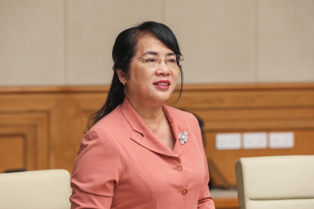 Bà Trần Kim Yến, Chủ tịch Ủy ban MTTQ TP Hồ Chí Minh phát biểu tại Hội nghị. Ảnh: Quang Vinh.