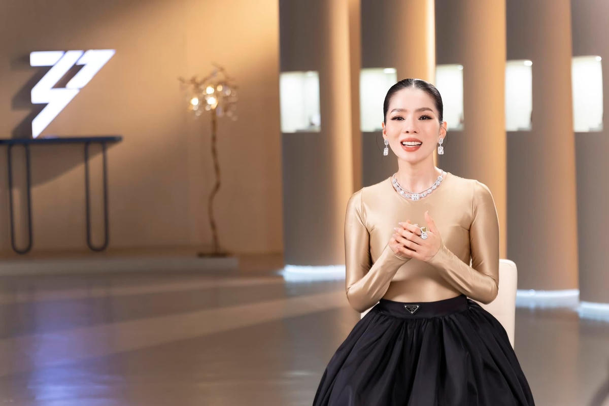 Lệ Quyên lần đầu góp mặt trong chương trình truyền hình thực tế. Ảnh: FBNV. 