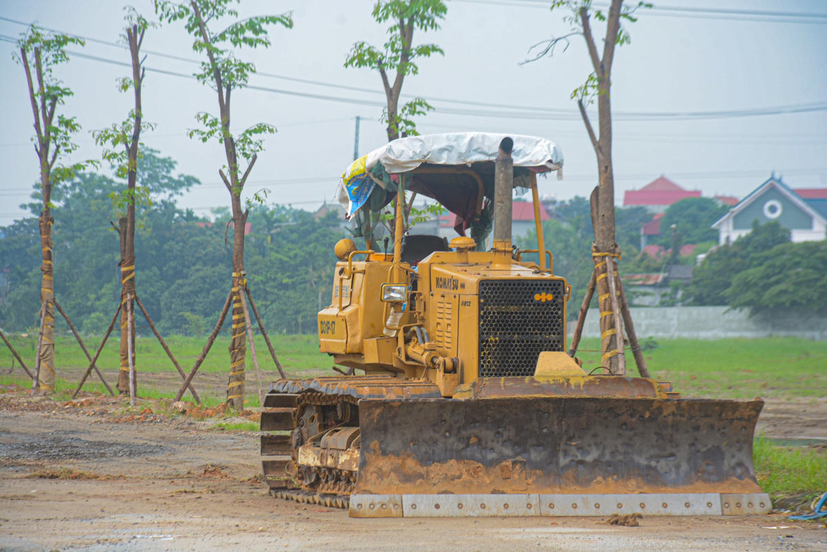 Duy nhất trong dự án chỉ có một chiếc máy ủi.
