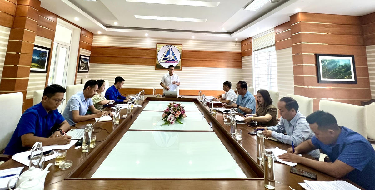 Một buổi giám sát triển khai thực hiện Chương trình MTQG 1719 trên địa bàn huyện Bát Xát (lào Cai). Ảnh: bandantoc.laocai.gov.vn 