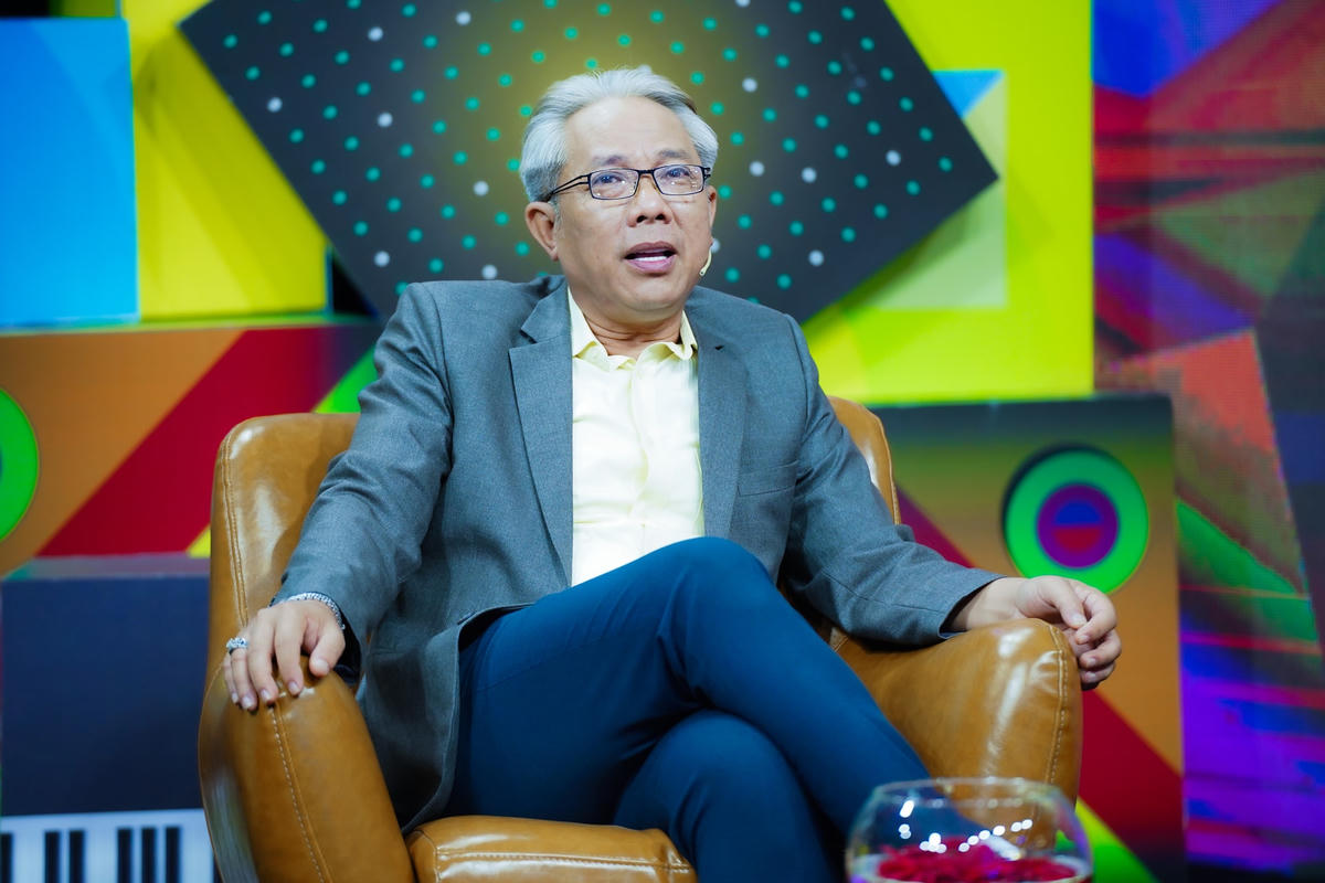 nghệ sĩ hài Trung Dân gắn với các vai diễn chân chất, giản dị. 