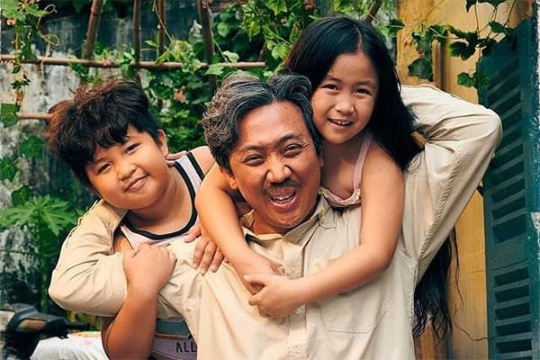 Dù tuổi đời ít nhưng Ngân Chi đã sở hữu cho mình loạt vai diễn lớn nhỏ khác nhau. 