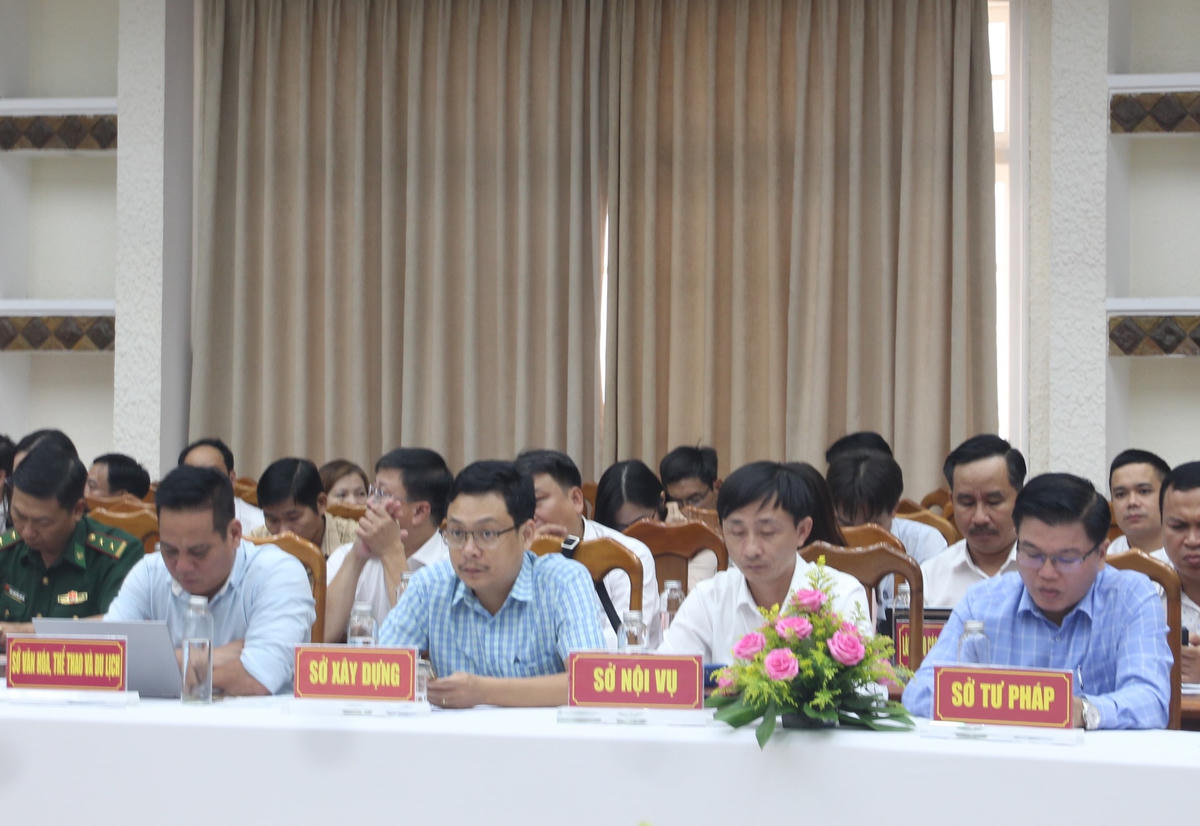 Các đại biểu tham dự Hội thảo.