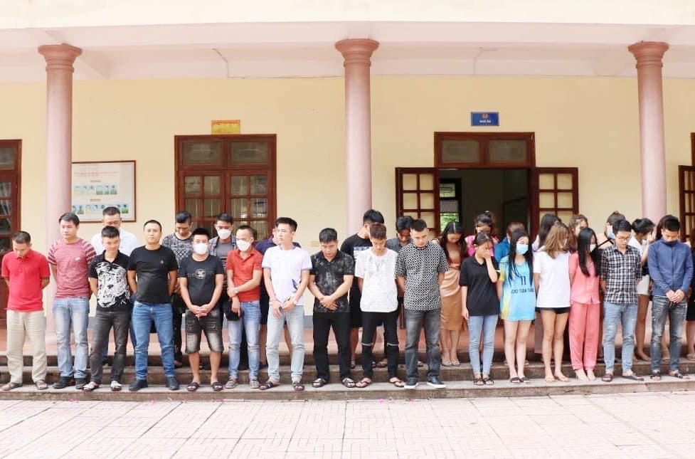 Các đối tượng bị bắt giữ.