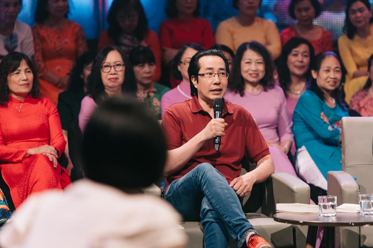 Nhà báo Trương Anh Ngọc.