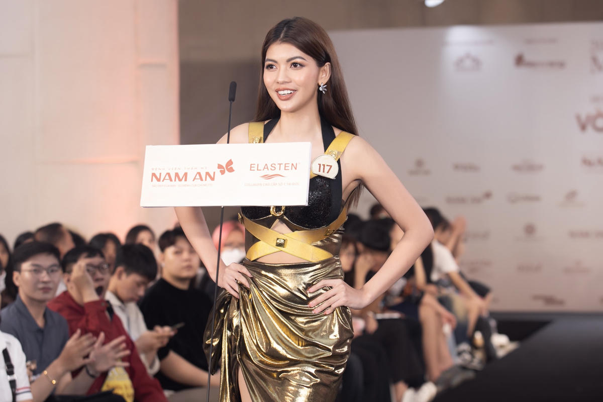 Trong số 38 thí sinh bước vafdo chung kết, có những thí sinh sở hữu thành tích "khủng".