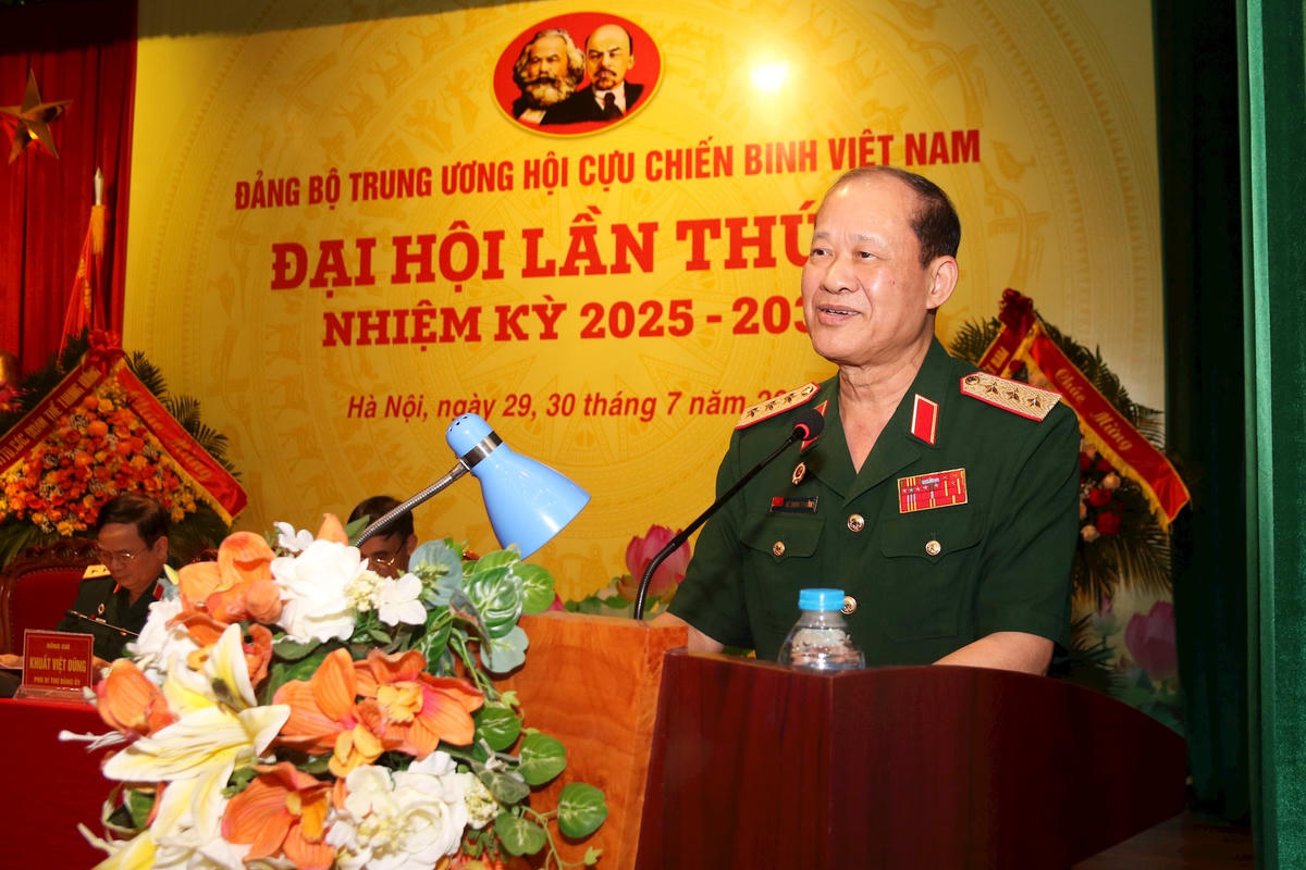 Phó Chủ tịch UBTƯ MTTQ Việt Nam Bế Xuân Trường phát biểu tại Đại hội. Ảnh: Tiế
