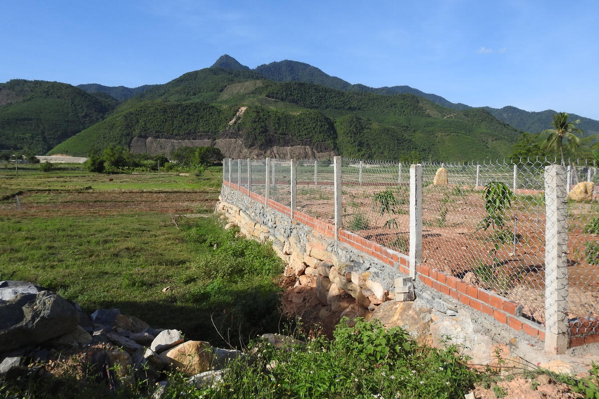 Một nền đất hình thành trên đất nông nghiệp. Ảnh Thanh Tùng