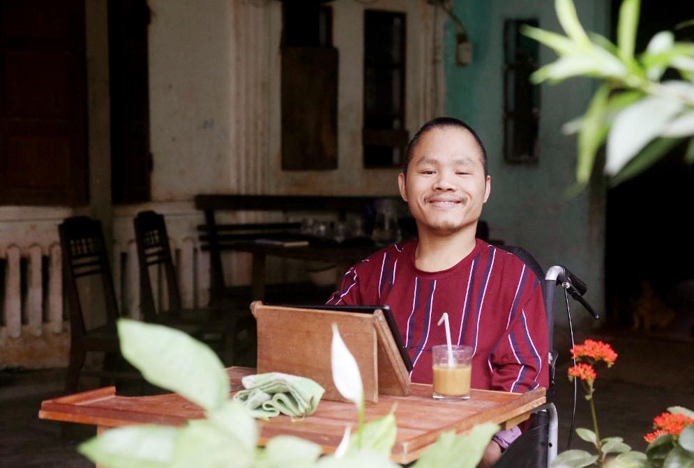 Anh Phạm Sỹ Long.