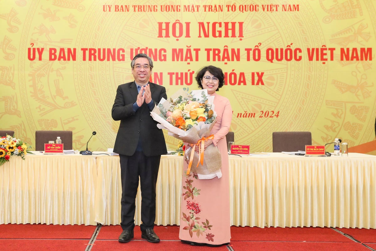 eb109258df32756c2c23.jpg