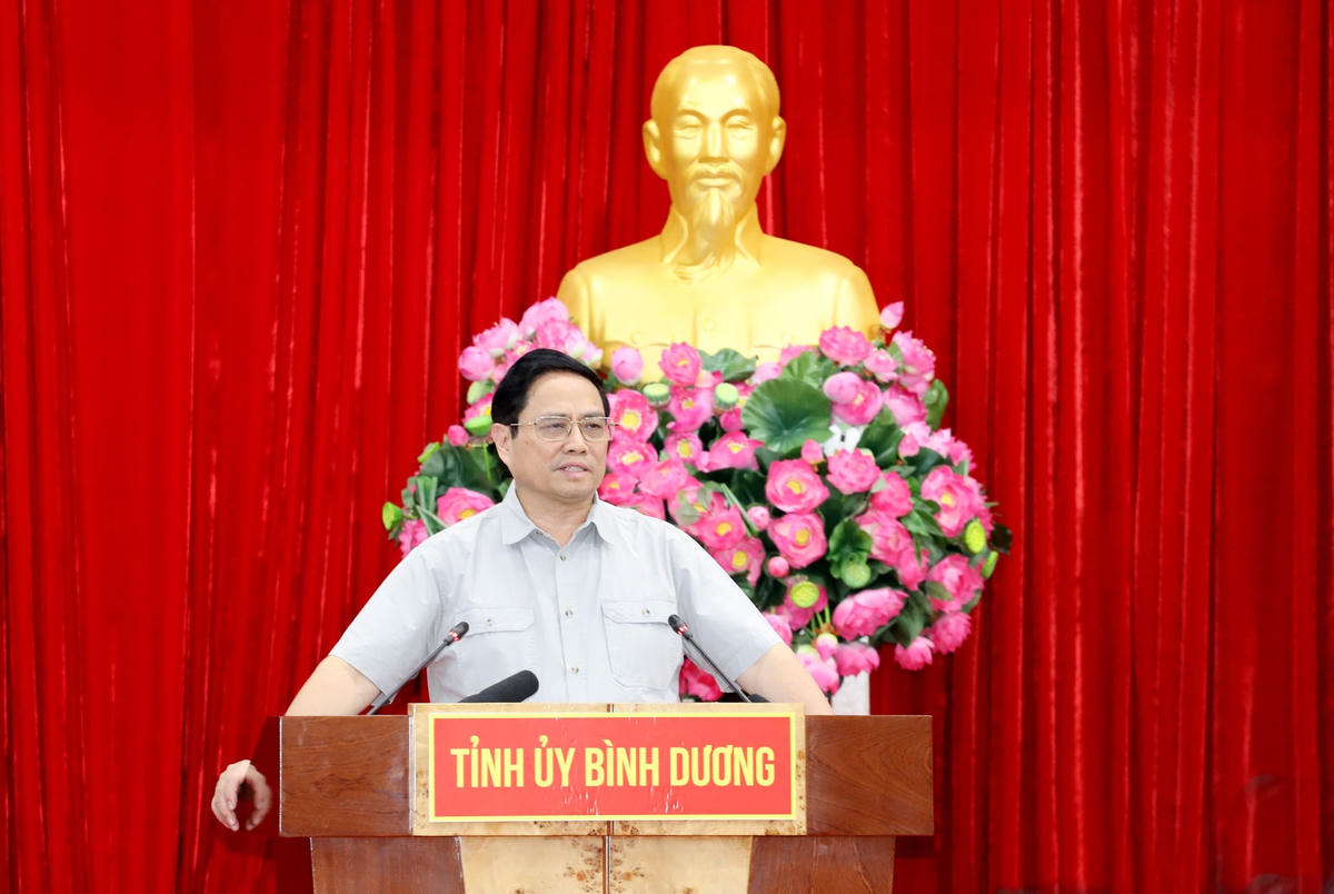 Thủ tướng Phạm Minh Chính phát biểu tại buổi làm việc với Ban Thường vụ tỉnh ủy Bình Dương.