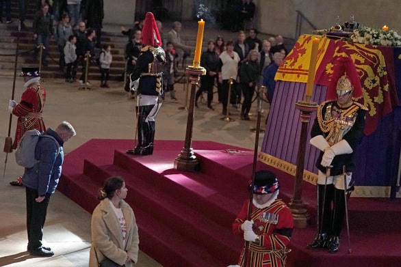 10.000 cảnh sát được huy động tham gia bảo đảm an ninh trong Lễ tang của Nữ hoàng Elizabeth II. Ảnh: Reuters.