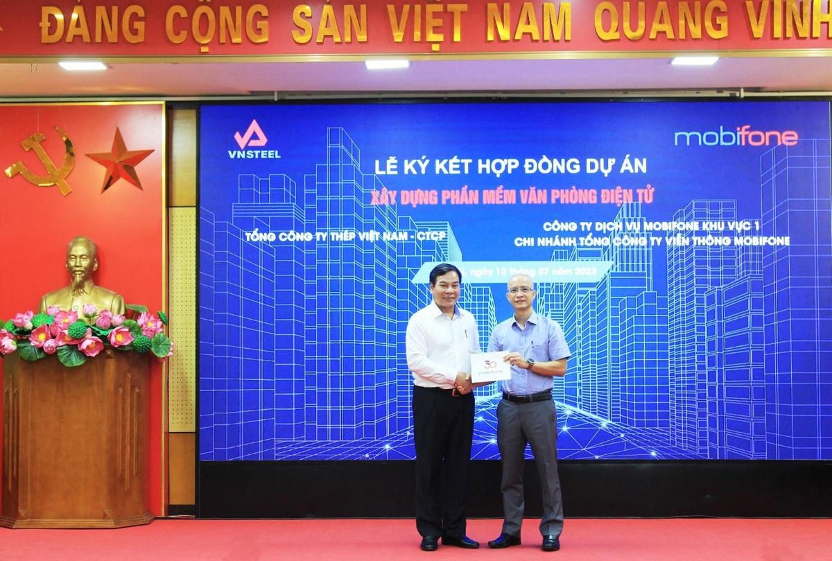 MobiFone chung tay đẩy mạnh Chuyển đổi số cùng VNSTEEL