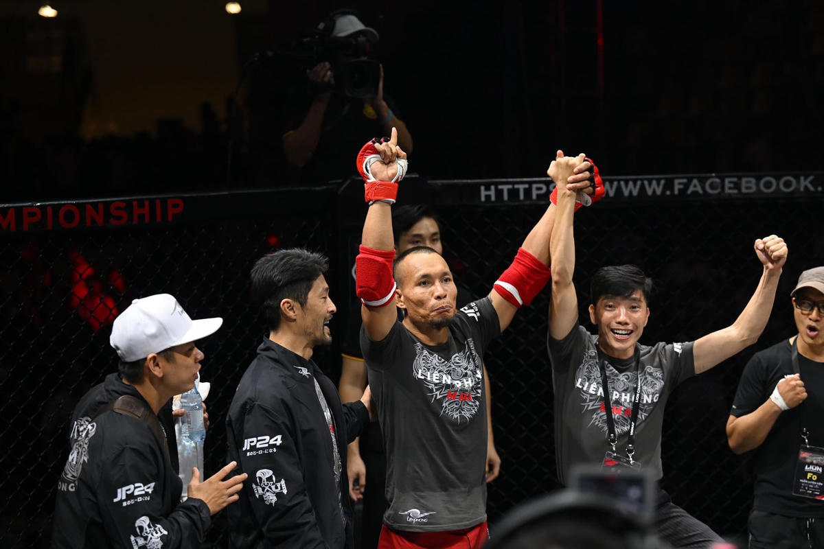 Trần Quang Lộc thắng knockout đối thủ chưa đầy 30 giây ở bán kết LION Championship.