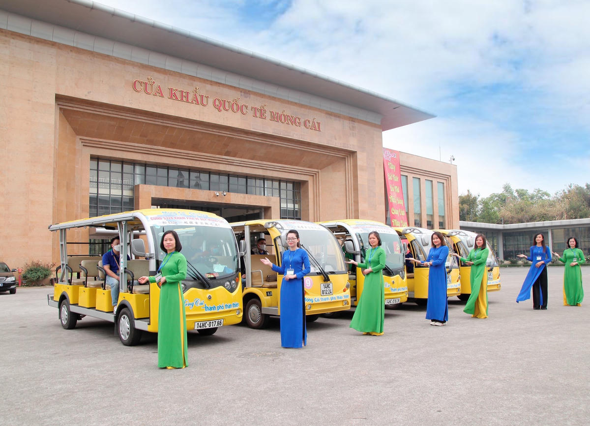 Móng Cái chú trọng việc đào tạo, bồi dưỡng nguồn nhân lực du lịch đảm bảo chất lượng, chuyên nghiệp.