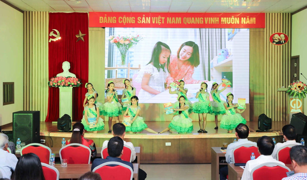 Quang cảnh buổi lễ. Ảnh: Thanh Tùng.