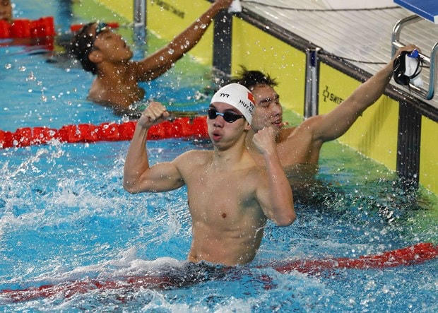 Nguyễn Huy Hoàng thành công rực rỡ với 2 tấm huy chương vàng tại SEAGames 31.  