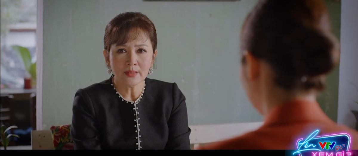 Bà Nhung và Vân Trang lên kế hoạch trả thù Hoàng Kim. 