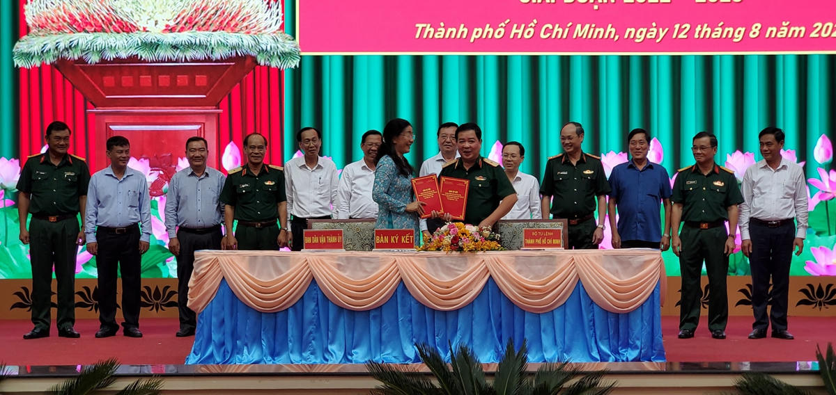 TP HCM ký kết quy chế phối hợp bảo vệ biên giới, hải đảo