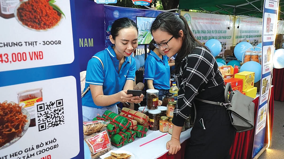 Kênh thương mại điện tử đã góp phần đẩy mạnh tiêu thụ các sản phẩm nông sản địa phương, sản phẩm OCOP.  