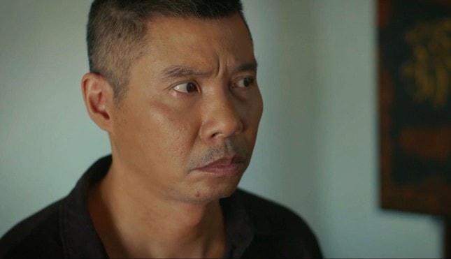 NSND Công Lý gây ấn tượng khi xuất hiện trong  "Gia đình mình vui bất thình lình".