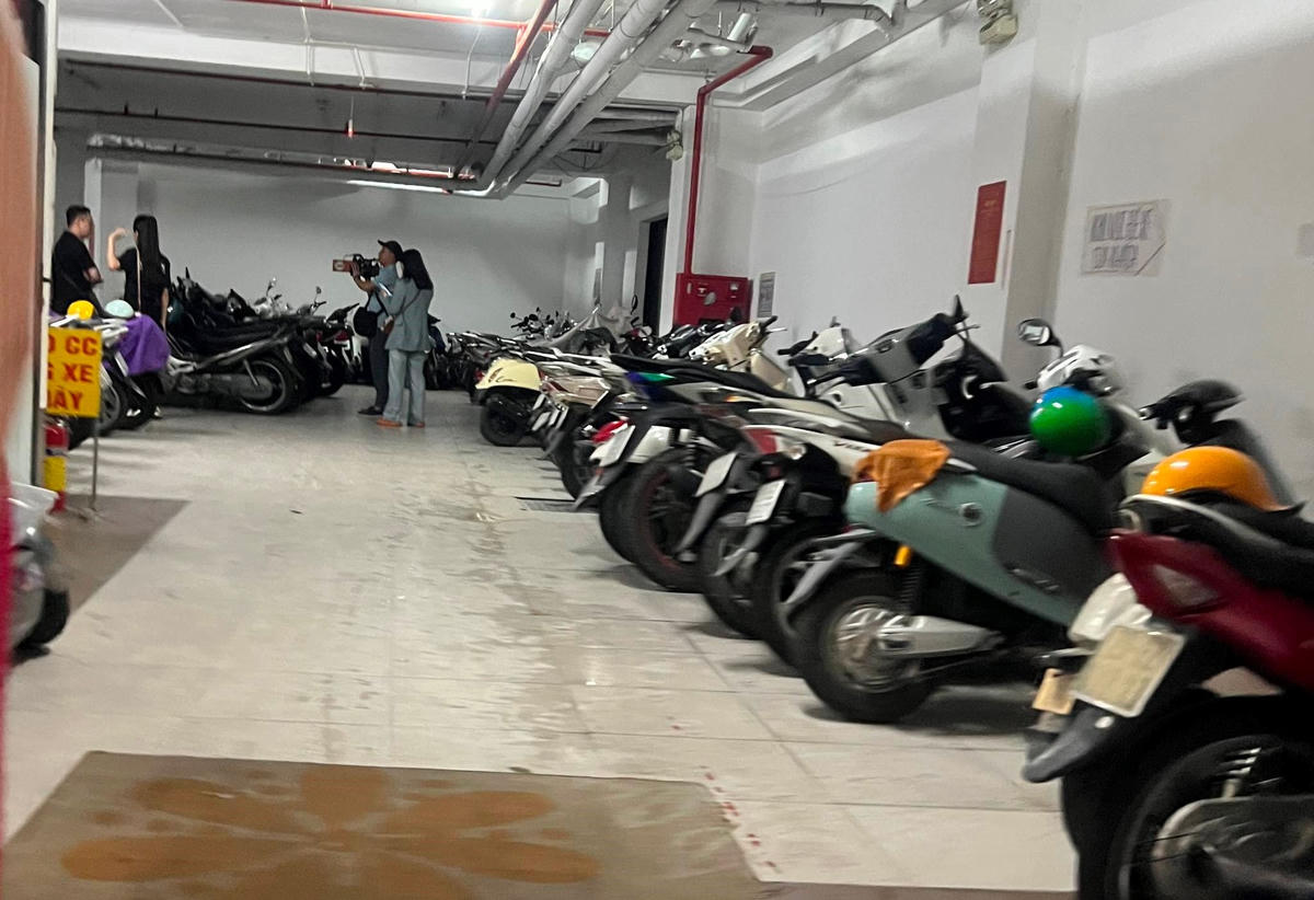 Hầm gửi xe tầng 1.