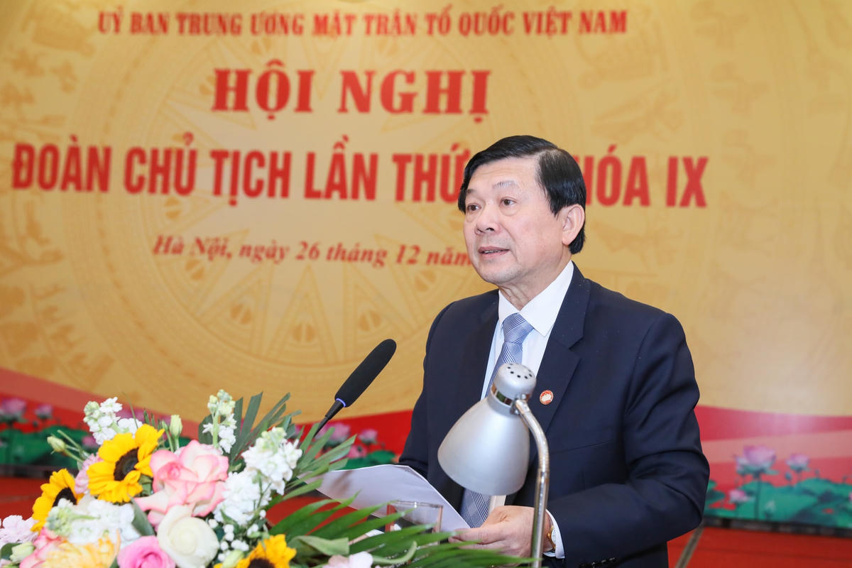 Phó Chủ tịch Nguyễn Hữu Dũng phát biểu tại Hội nghị.