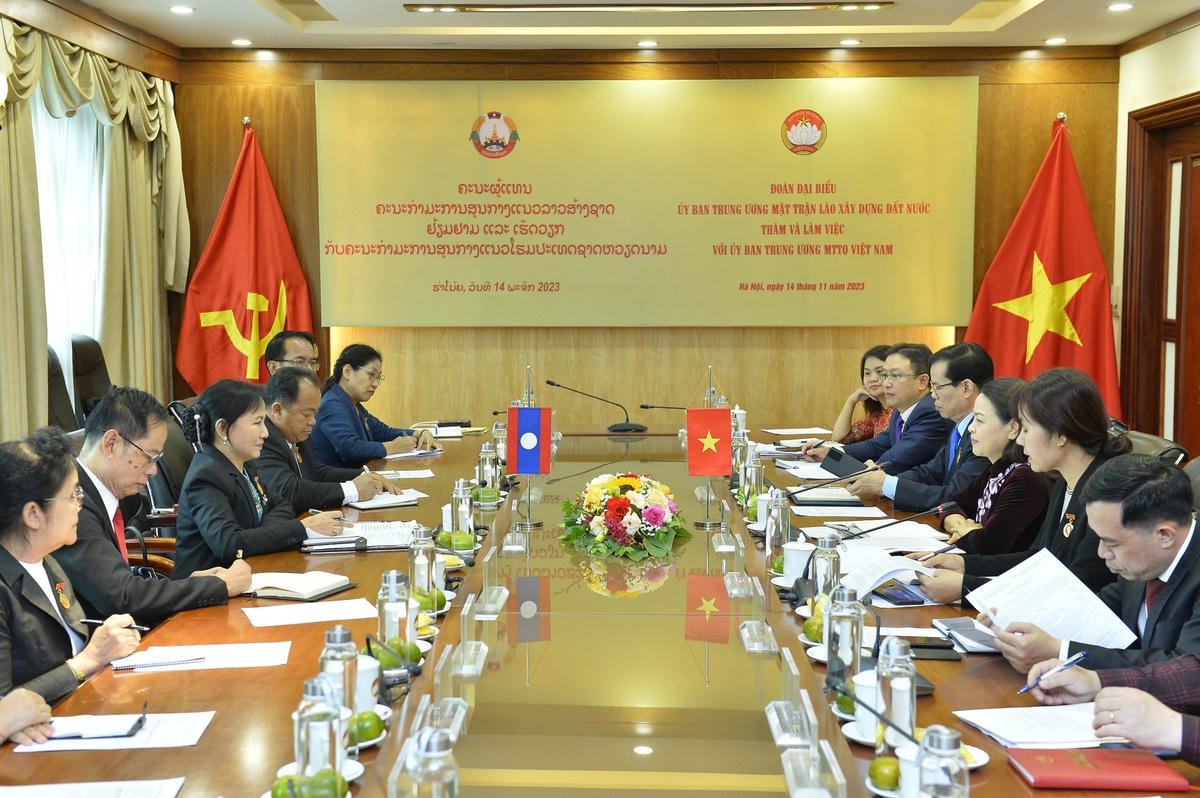 Quang cảnh cuộc làm việc. Ảnh: Minh Đức