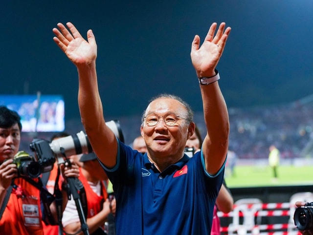 Ông Park Hang Seo chính thức chia tay bóng đá Việt Nam.  