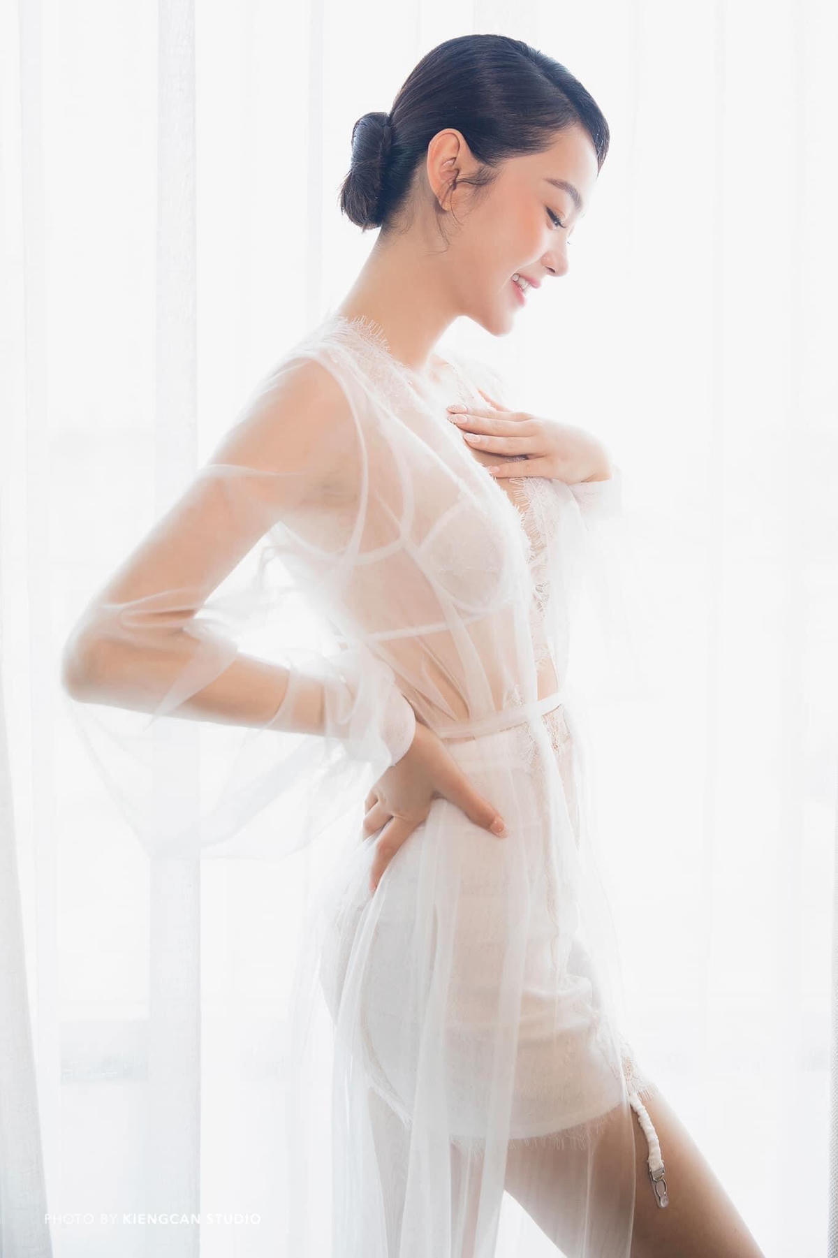 Chiều 18/6, đám cưới của Minh Hằng và chồng doanh nhân chính thức diễn ra.