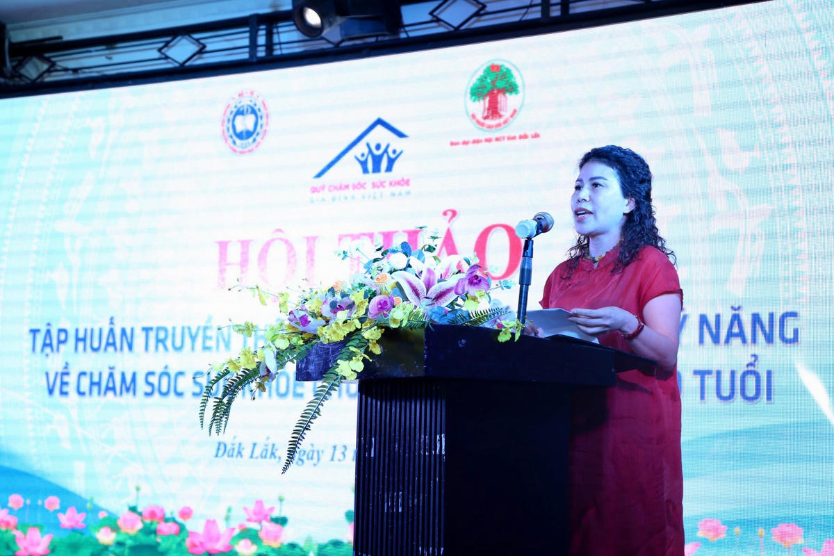 Thạc sĩ Hoàng Thị Khánh Phương, Phó Giám đốc Trung tâm Truyền thông – Giáo dục sức khỏe Trung Ương (Bộ Y tế) phát biểu.