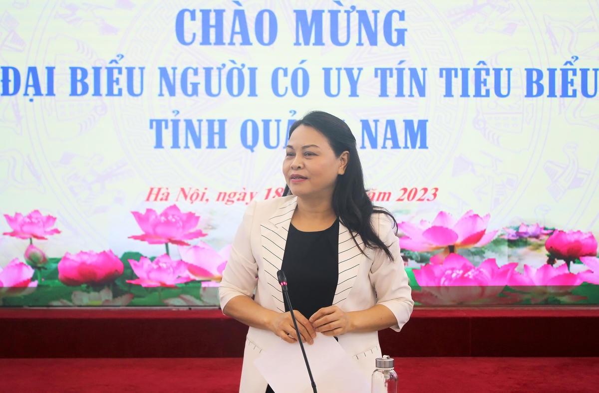 Phó Chủ tịch - Tổng Thư ký Nguyễn Thị Thu Hà phát biểu tại buổi tiếp.