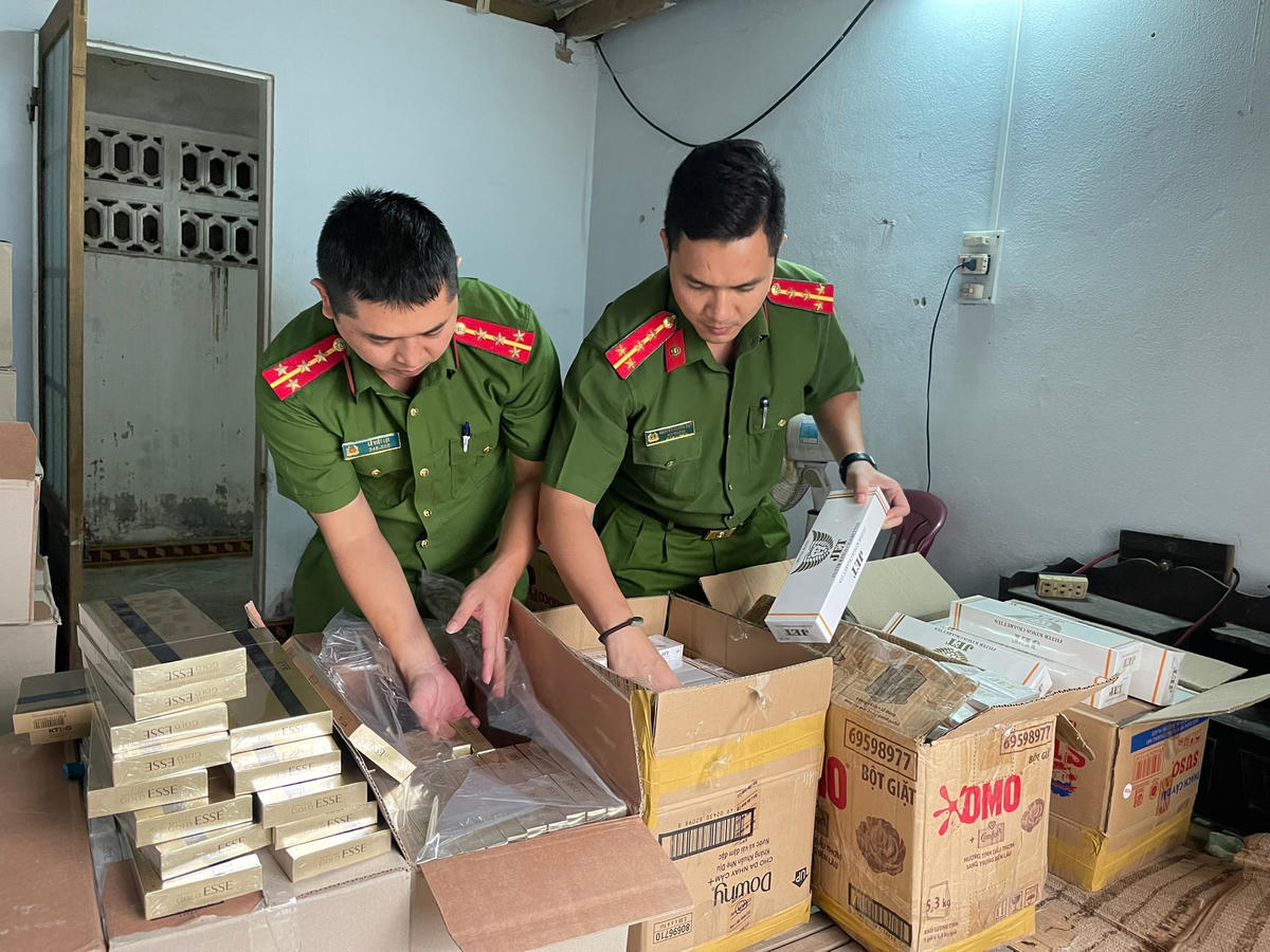 Tang vật vụ án.
