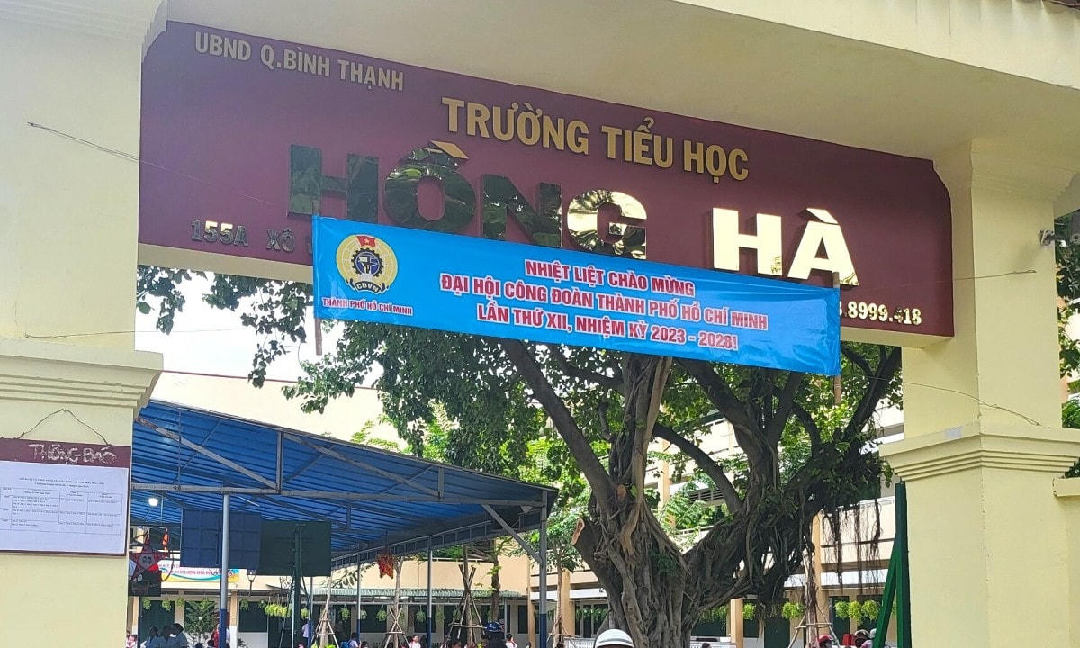 Trường tiểu học Hồng Hà tại phường 17, quận Bình Thạnh, TP HCM.
